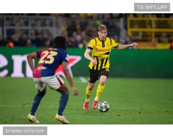 德布劳内回撤接应主导进攻，关键战传球调度压制对手中场