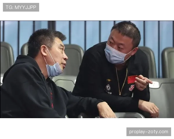 马琳训练场边的那杯咖啡比我月薪还贵？这日子也太奢侈了吧！